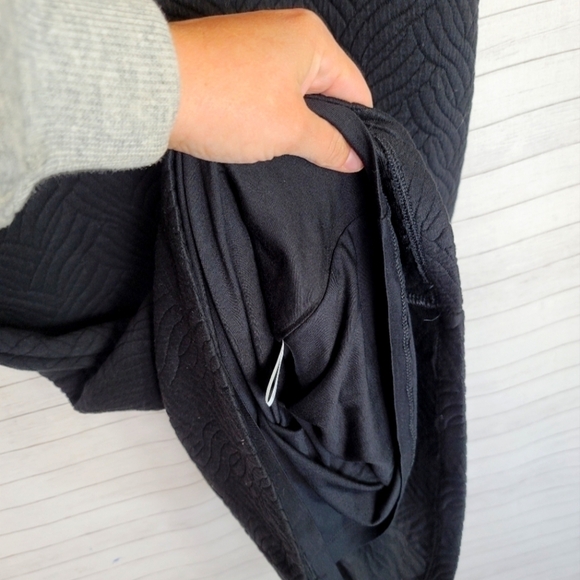 PIXLEY FIORENZA TEXTURED KNIT DRESS IN BLACK, SZ MEDIUM - Picture 10 of 14